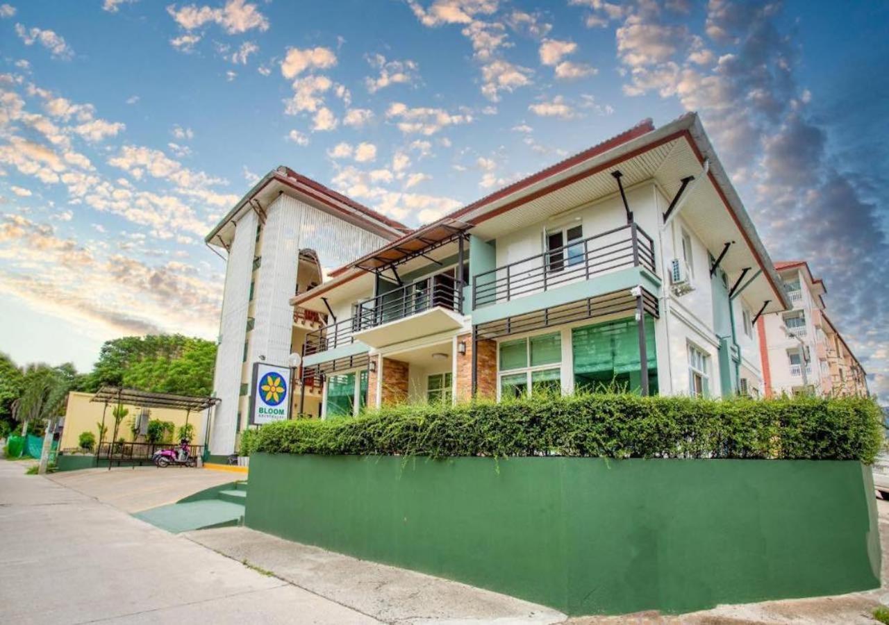 Bloom Guesthouse Τσιάνγκ Μάι Εξωτερικό φωτογραφία