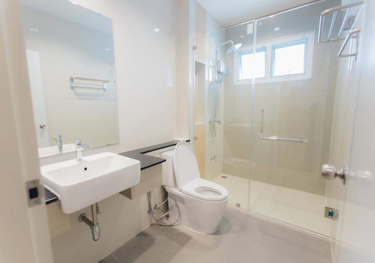 Bloom Guesthouse Τσιάνγκ Μάι Εξωτερικό φωτογραφία