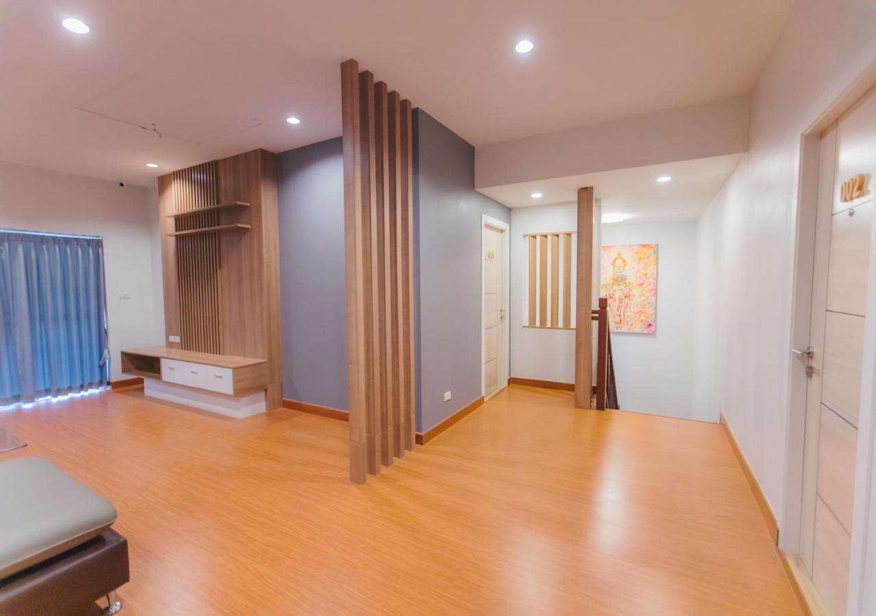 Bloom Guesthouse Τσιάνγκ Μάι Εξωτερικό φωτογραφία